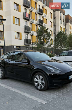Внедорожник / Кроссовер Tesla Model Y 2023 в 