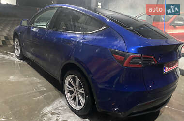 Внедорожник / Кроссовер Tesla Model Y 2024 в 