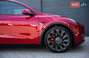 Внедорожник / Кроссовер Tesla Model Y 2022 в 