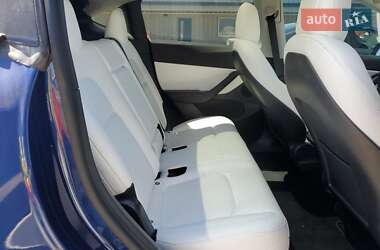 Внедорожник / Кроссовер Tesla Model Y 2020 в 