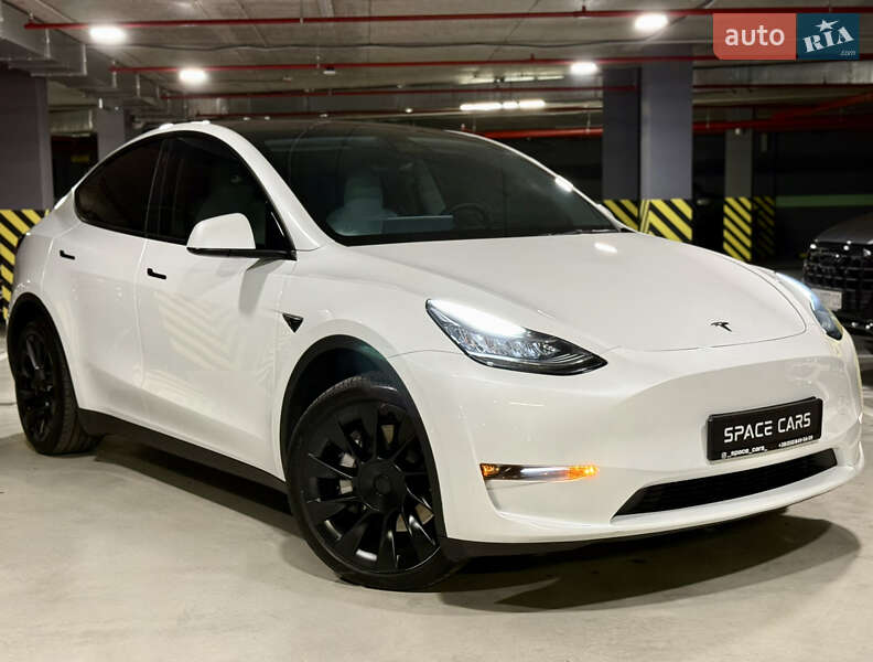 Внедорожник / Кроссовер Tesla Model Y 2021 в Киеве