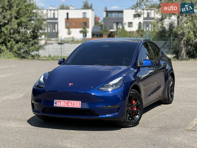 Позашляховик / Кросовер Tesla Model Y 2024 в Києві