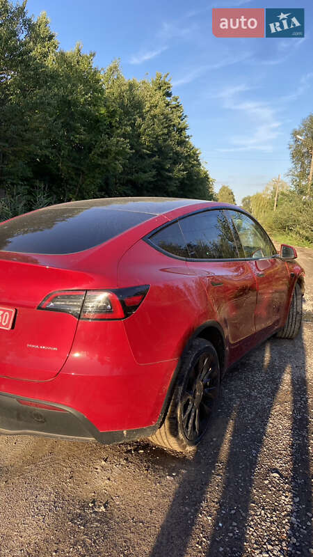 Внедорожник / Кроссовер Tesla Model Y 2021 в Львове