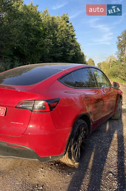 Внедорожник / Кроссовер Tesla Model Y 2021 в 
