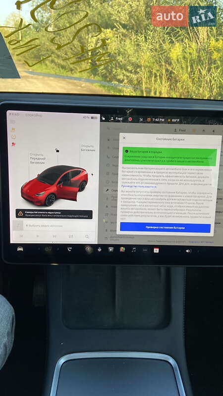 Внедорожник / Кроссовер Tesla Model Y 2021 в Львове