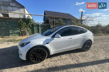 Внедорожник / Кроссовер Tesla Model Y 2022 в 