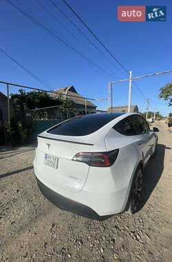 Внедорожник / Кроссовер Tesla Model Y 2022 в 
