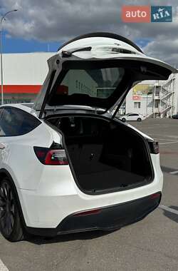 Внедорожник / Кроссовер Tesla Model Y 2021 в 