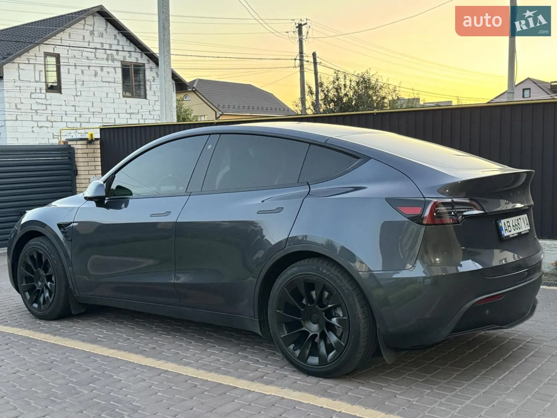 2020 Tesla Model Y - мініатюра 5