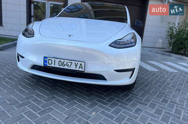 Внедорожник / Кроссовер Tesla Model Y 2021 в 