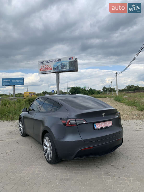 Внедорожник / Кроссовер Tesla Model Y 2020 в Львове