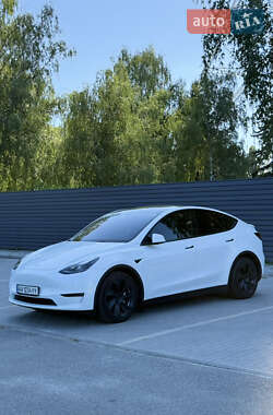 Позашляховик / Кросовер Tesla Model Y 2021 в Києві