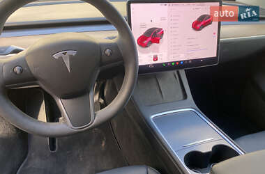 Внедорожник / Кроссовер Tesla Model Y 2023 в 