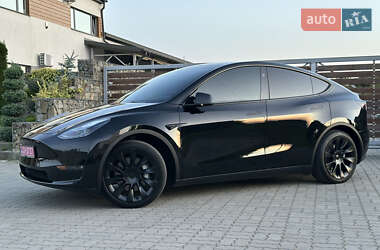 Внедорожник / Кроссовер Tesla Model Y 2023 в 