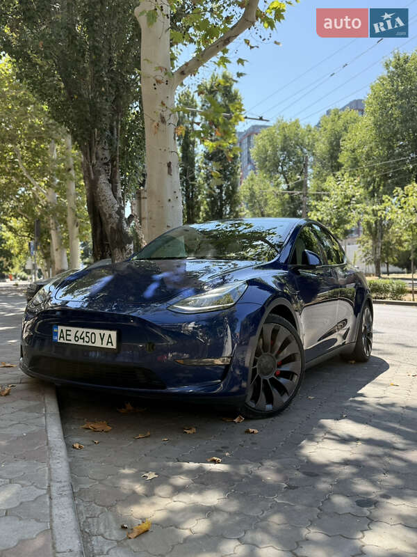 Tesla Model Y 2020