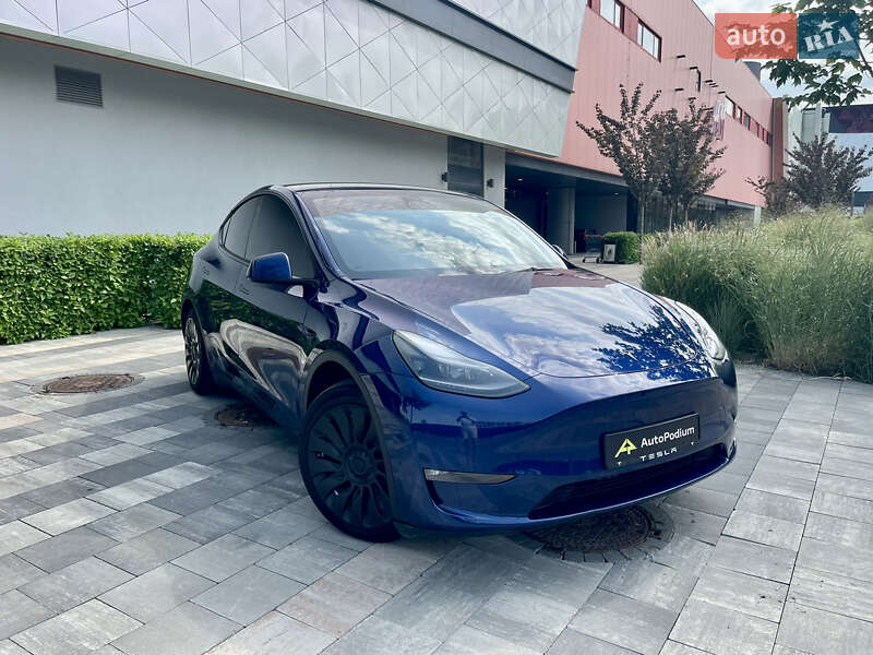 Внедорожник / Кроссовер Tesla Model Y 2023 в Киеве