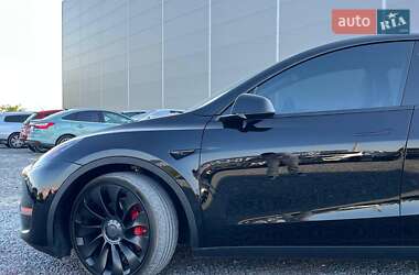 Внедорожник / Кроссовер Tesla Model Y 2022 в 