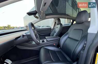Внедорожник / Кроссовер Tesla Model Y 2022 в 