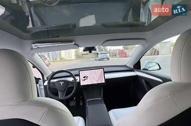 Внедорожник / Кроссовер Tesla Model Y 2023 в 
