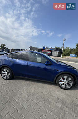Внедорожник / Кроссовер Tesla Model Y 2020 в 