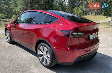 Внедорожник / Кроссовер Tesla Model Y 2024 в 