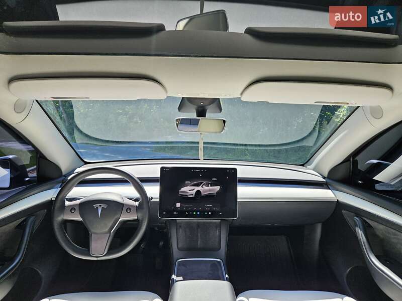 Внедорожник / Кроссовер Tesla Model Y 2023 в Тернополе