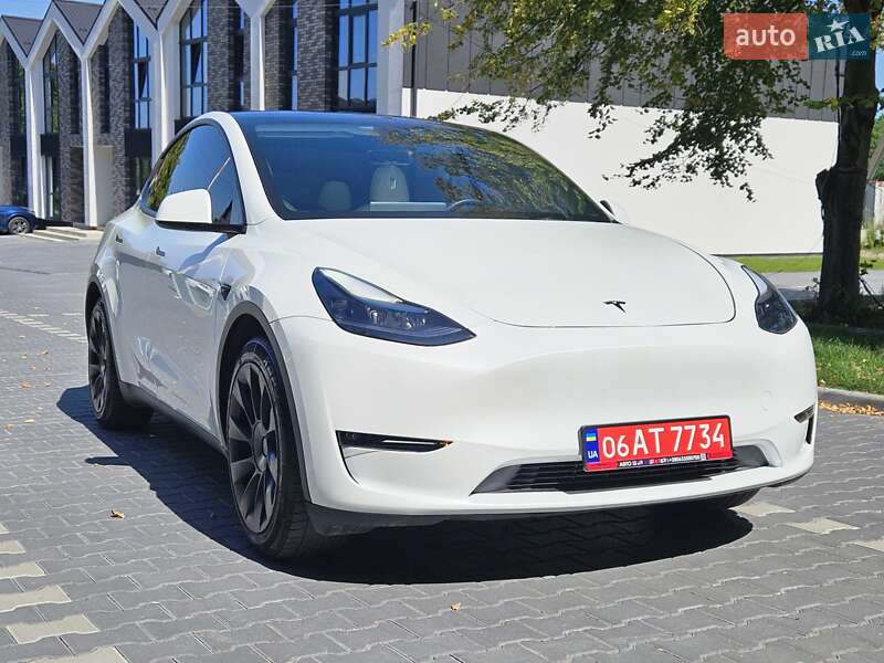 Внедорожник / Кроссовер Tesla Model Y 2023 в Тернополе