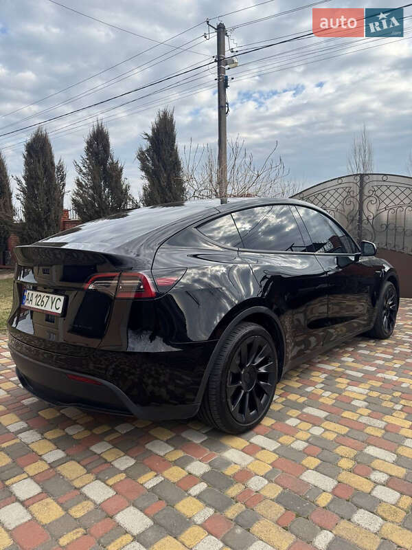 Внедорожник / Кроссовер Tesla Model Y 2022 в Киеве