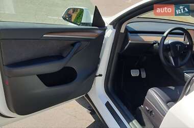 Внедорожник / Кроссовер Tesla Model Y 2022 в 