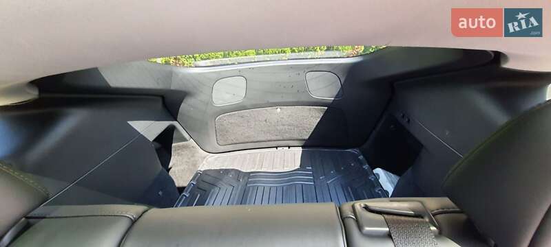 Позашляховик / Кросовер Tesla Model Y 2022 в Львові