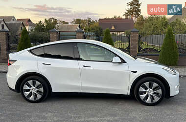 Внедорожник / Кроссовер Tesla Model Y 2020 в 