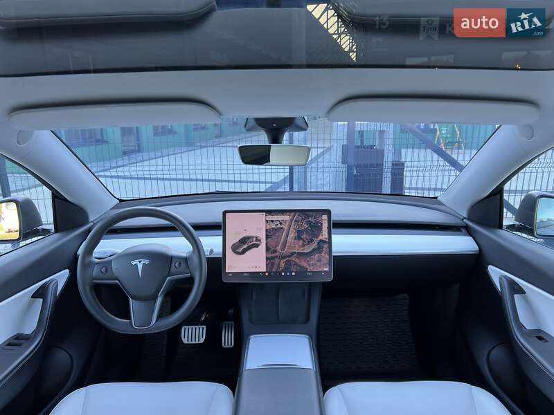 Внедорожник / Кроссовер Tesla Model Y 2022 в Киеве