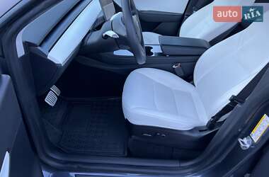 Внедорожник / Кроссовер Tesla Model Y 2022 в 