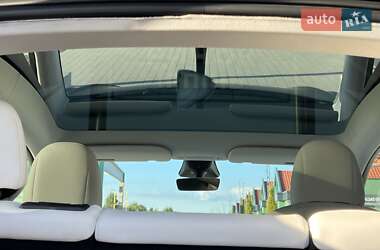 Внедорожник / Кроссовер Tesla Model Y 2022 в 