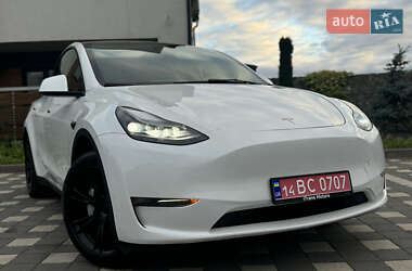 Внедорожник / Кроссовер Tesla Model Y 2023 в 
