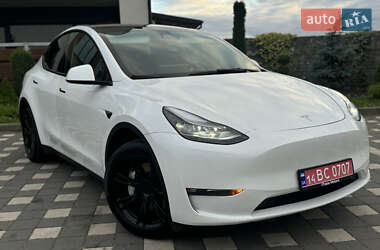 Внедорожник / Кроссовер Tesla Model Y 2023 в 