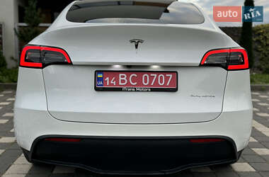 Внедорожник / Кроссовер Tesla Model Y 2023 в 