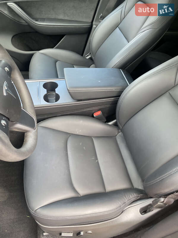 Внедорожник / Кроссовер Tesla Model Y 2023 в Киеве фото 50 Внедорожник / Кроссовер Tesla Model Y 2023 в Киеве