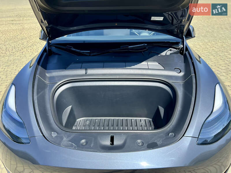 Внедорожник / Кроссовер Tesla Model Y 2023 в Одессе