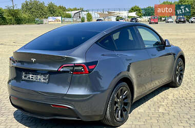 Внедорожник / Кроссовер Tesla Model Y 2024 в 