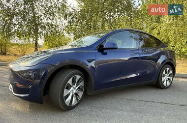 Внедорожник / Кроссовер Tesla Model Y 2021 в 