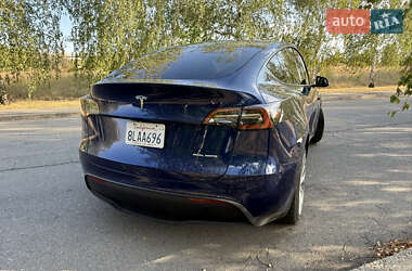 Внедорожник / Кроссовер Tesla Model Y 2021 в 