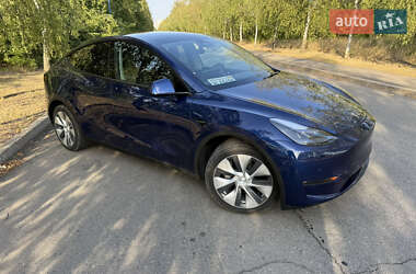 Внедорожник / Кроссовер Tesla Model Y 2021 в 