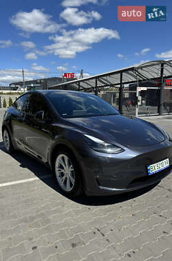 Внедорожник / Кроссовер Tesla Model Y 2024 в 