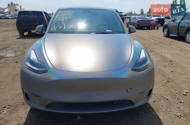 Внедорожник / Кроссовер Tesla Model Y 2024 в 