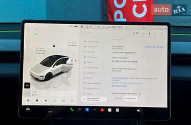 Внедорожник / Кроссовер Tesla Model Y 2025 в 