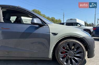 Внедорожник / Кроссовер Tesla Model Y 2023 в 