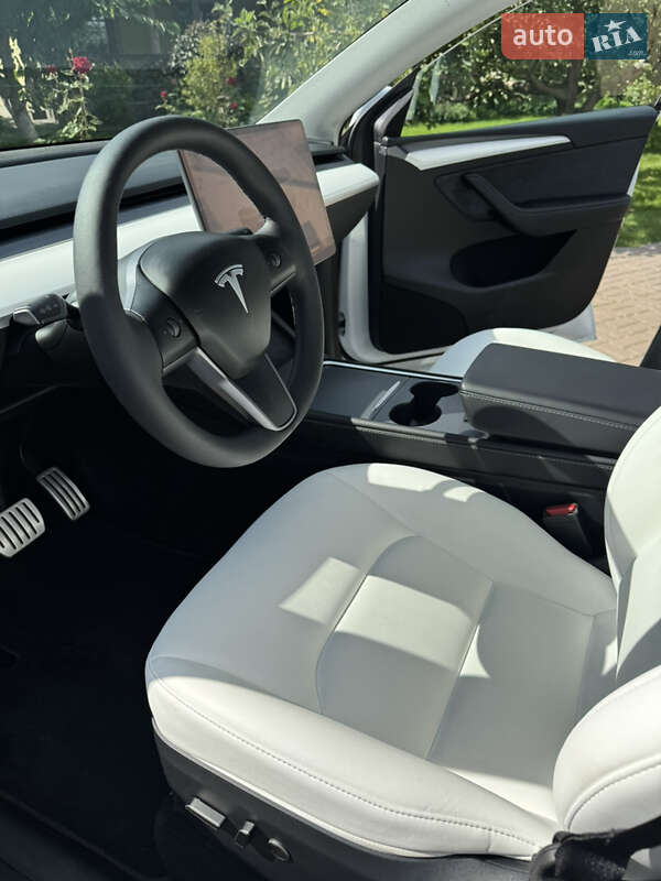 Позашляховик / Кросовер Tesla Model Y 2023 в Борисполі фото 11 Позашляховик / Кросовер Tesla Model Y 2023 в Борисполі
