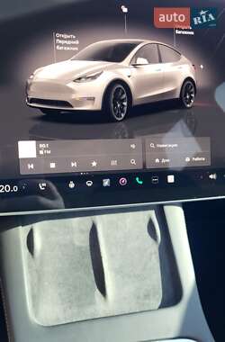 Внедорожник / Кроссовер Tesla Model Y 2022 в 