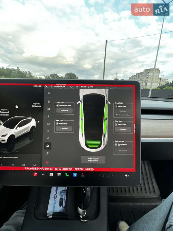Внедорожник / Кроссовер Tesla Model Y 2022 в Хмельницком